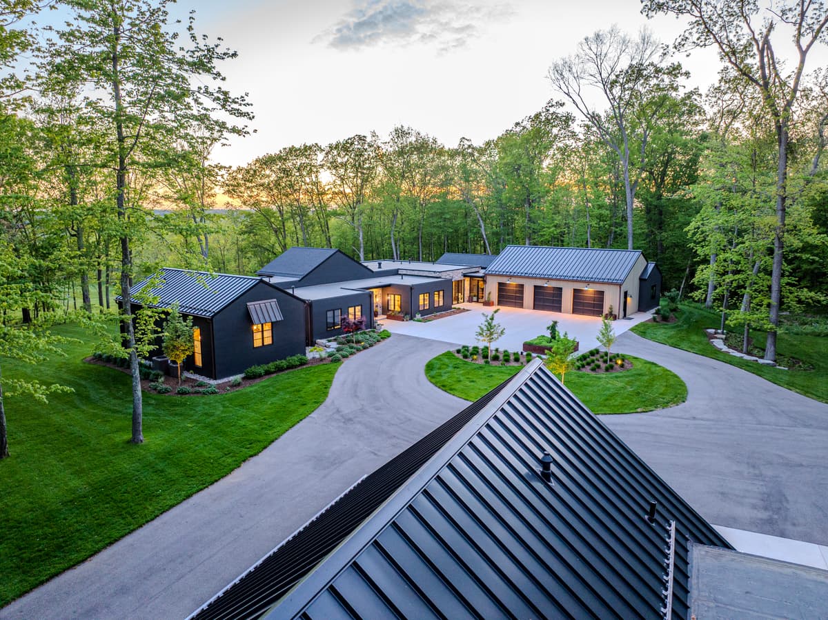635 Dogwood-41